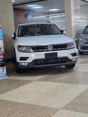 Volkswagen Tiguan 2.0T S AWD 4MOTION 2017 White for sale