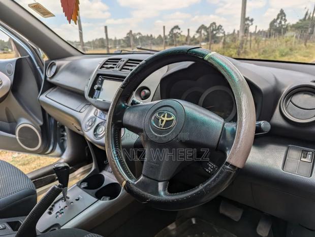 Toyota RAV4 Limited 2007 Blue