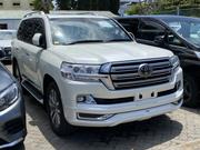 Toyota Land Cruiser 2018 White for sale