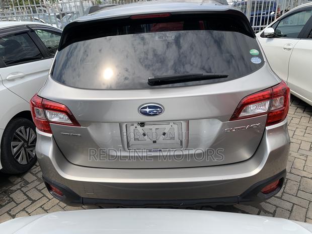 Subaru Outback 2.5i Limited AWD 2016 Ivory