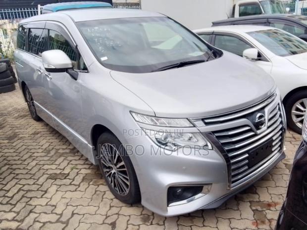 Nissan Elgrand 2016 Silver