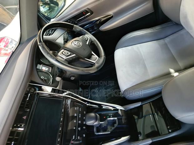 Toyota Harrier 2.0 Turbo 2017 Blue