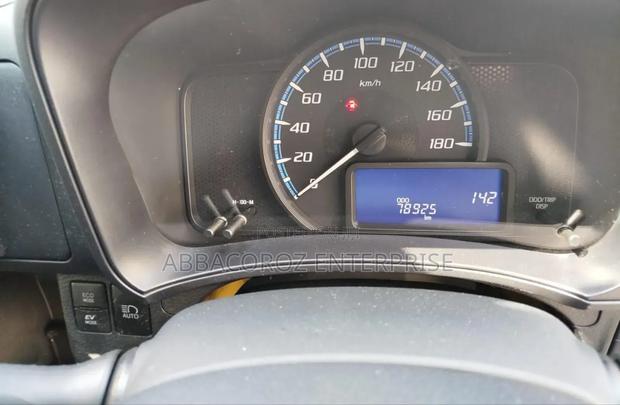 Toyota Probox 1.5 Hybrid GL 2019 White