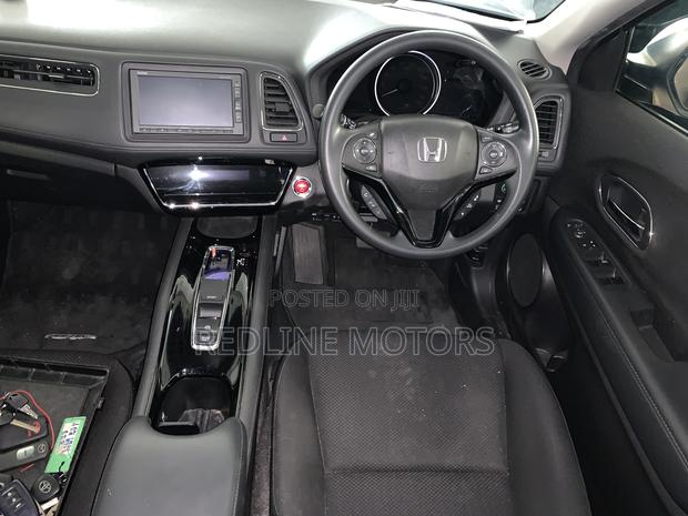 Honda Vezel 1.5 Hybrid 2WD 2017 Gold