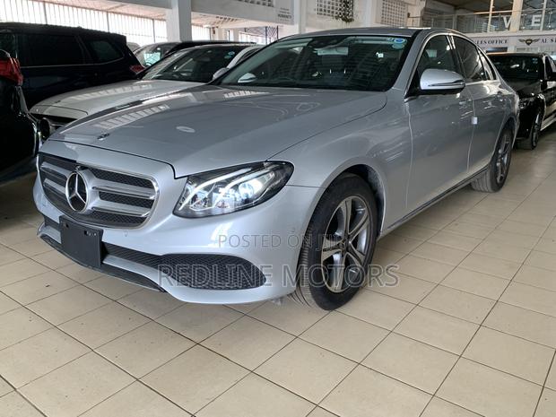 Mercedes-Benz E200 2017 Silver
