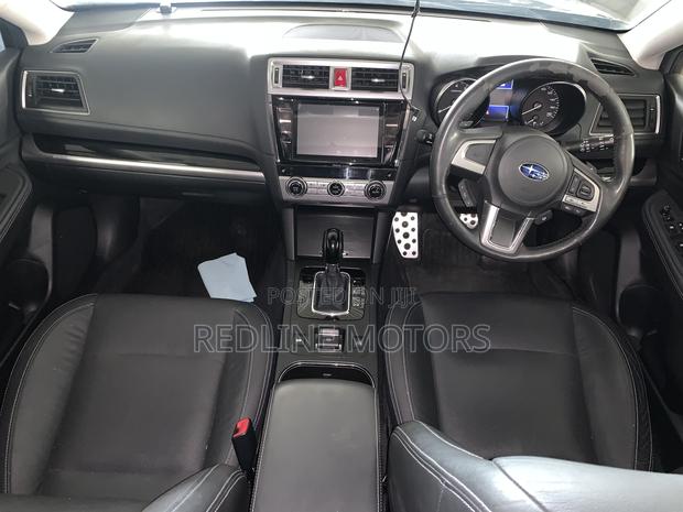 Subaru Outback 2.5i Limited AWD 2017 Matt Black