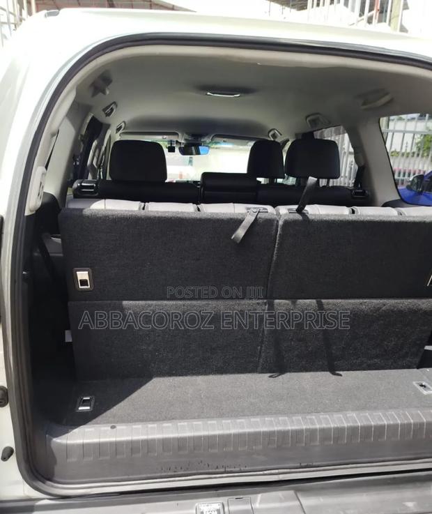 Toyota Land Cruiser Prado 2.8 2018 White