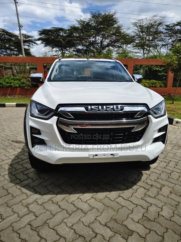 New Isuzu D-MAX 2024 Off white