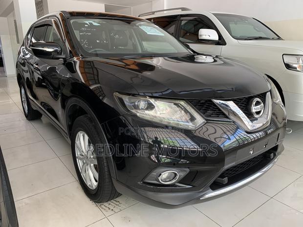 Nissan X-Trail 2.0 Petrol FWD 2016 Matt Black