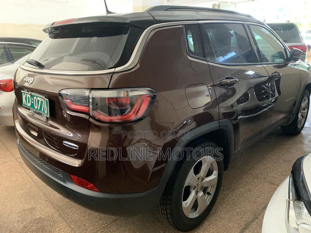 Jeep Compass Latitude 4x4 2017 Brown