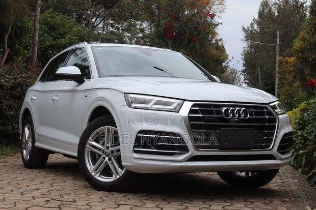 Audi Q5 2.0T Premium AWD quattro 2018 White