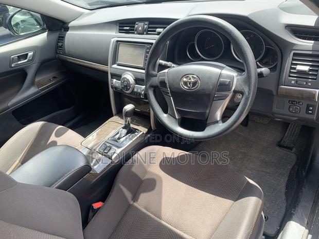 Toyota Mark X 2.5 AWD 2016 Blue