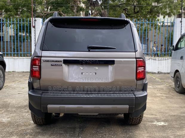 Toyota Land Cruiser Prado 2024 Brown