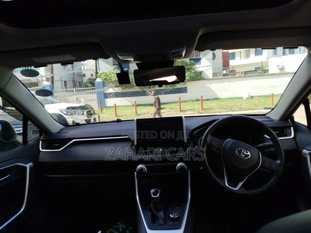 Toyota RAV4 2019 Silver