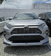 Toyota RAV4 Limited FWD 2019 Silver for sale
