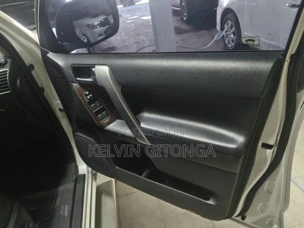Toyota Land Cruiser Prado 2016 White