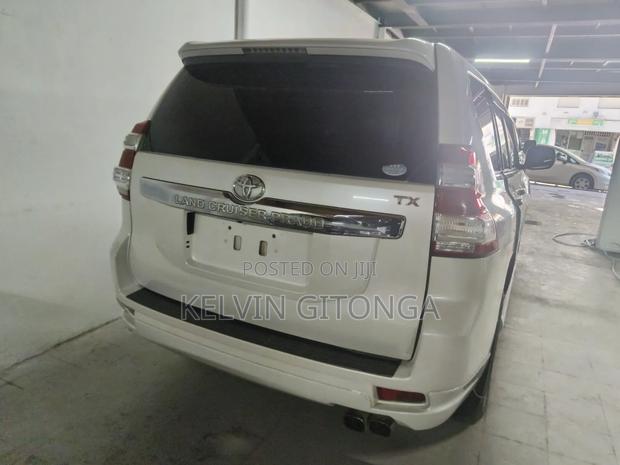 Toyota Land Cruiser Prado 2016 White