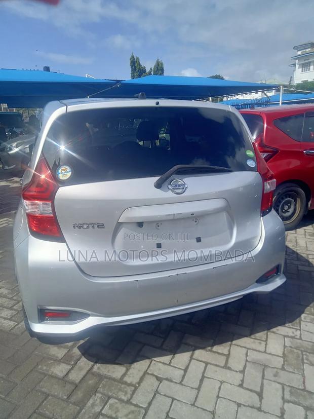 Nissan Note 2017 Silver