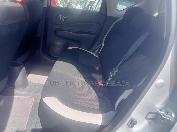 Nissan Note 2017 Silver