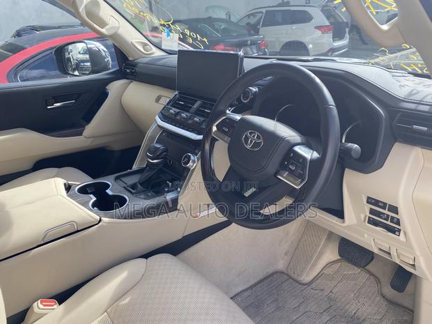 Toyota Land Cruiser 2023 Matt Black