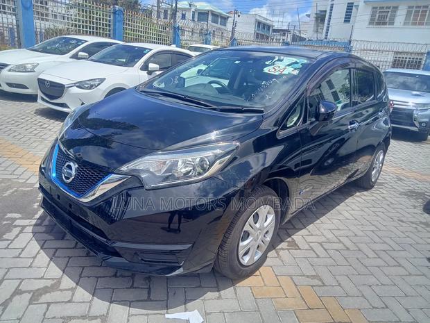Nissan Note 2017 Black