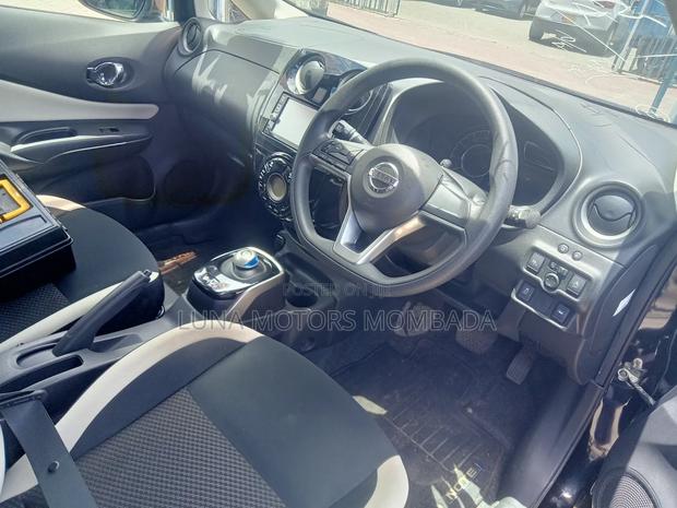 Nissan Note 2017 Black