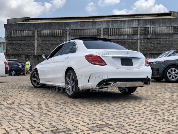 Mercedes-Benz C200 2018 Off white