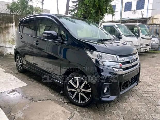 Nissan Dayz Highway Star G 2017 Purple