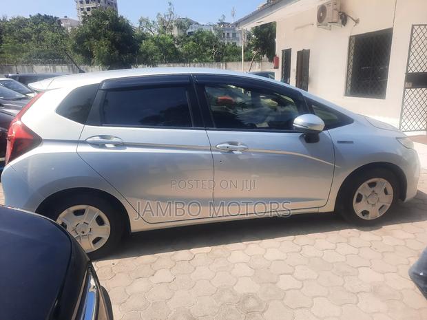 Honda Fit Sport 2018 Silver