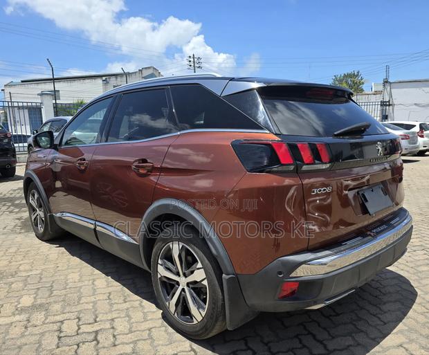 Peugeot 3008 2018 Brown