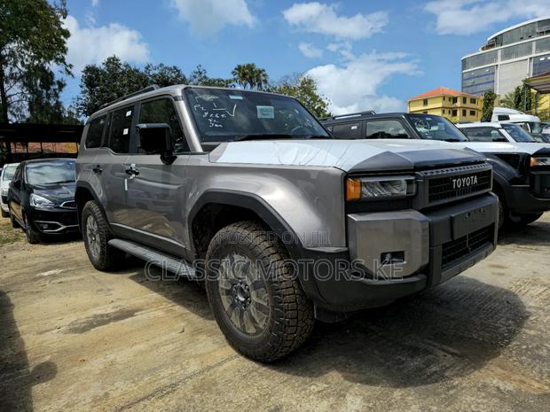 New Toyota Land Cruiser Prado 2024 Silver