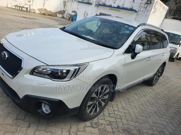 Subaru Outback 2016 White