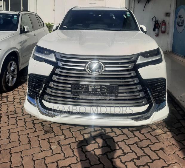 Lexus LX 2023 White