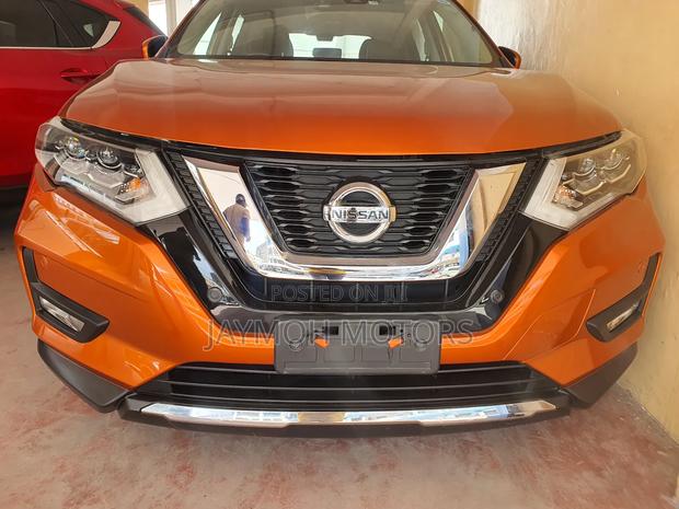Nissan X-Trail 2018 Orange