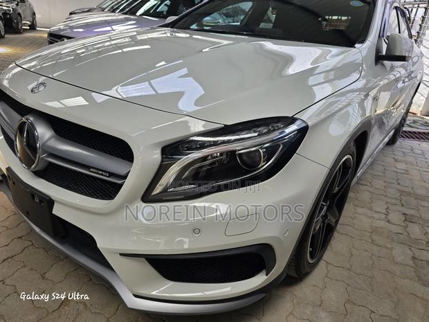 Mercedes-Benz CLA-Class 2018 White