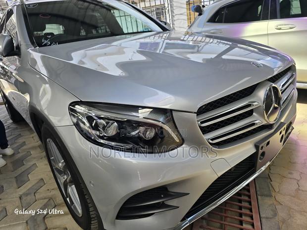Mercedes-Benz GLC-Class 2018 Silver