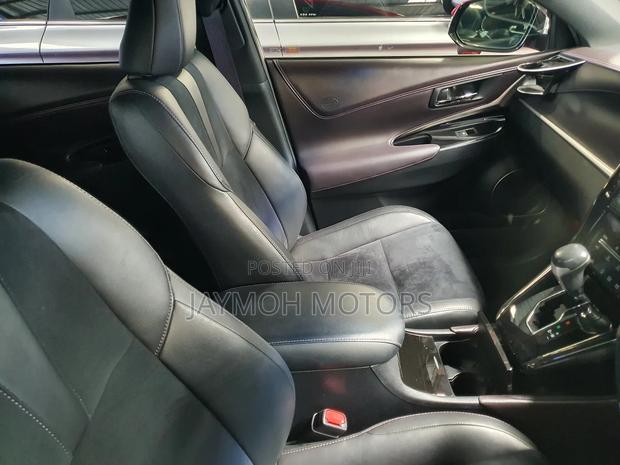 Toyota Harrier 2017 Red