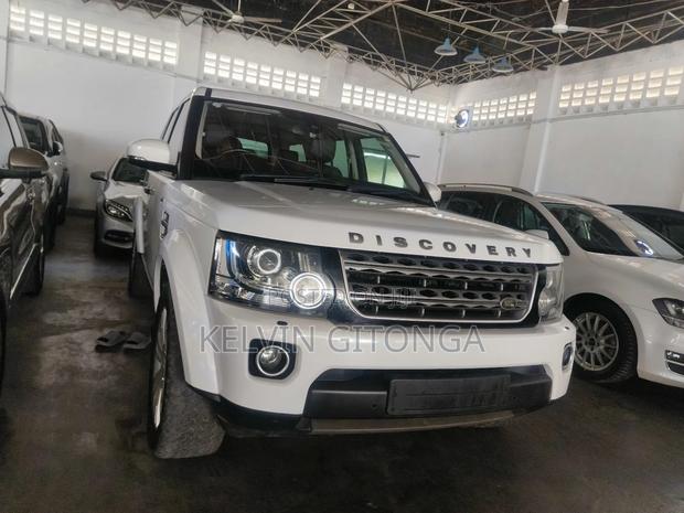 Land Rover Discovery Sport 2018 White