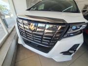 Toyota Alphard 2018 White for sale
