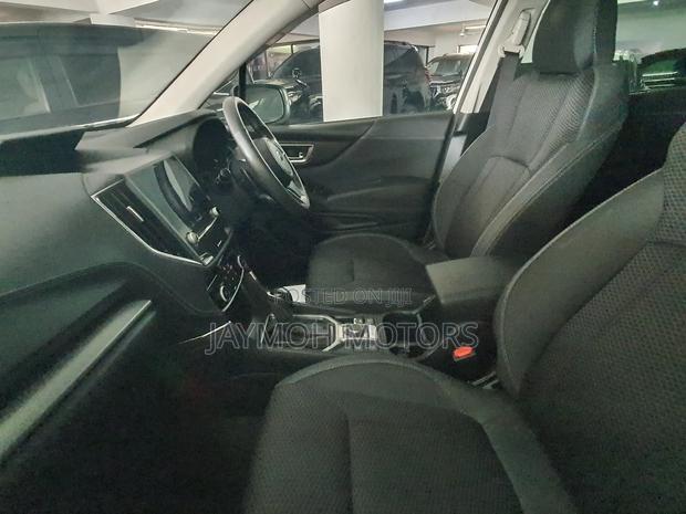 Subaru Forester 2018 White