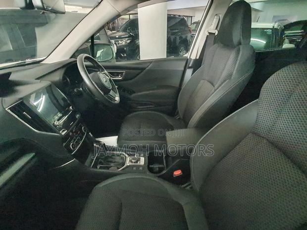 Subaru Forester 2018 White