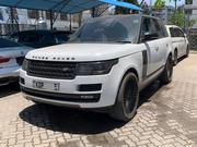 Land Rover Range Rover Vogue 2015 Off white for sale