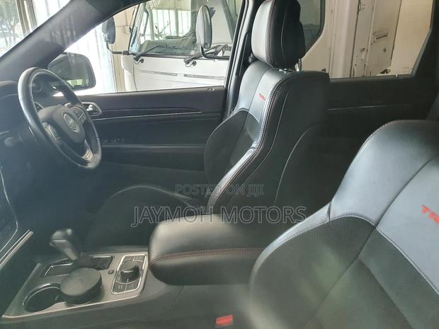 Jeep Grand Cherokee 2018 Silver