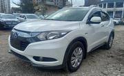 Honda Vezel 2016 White for sale
