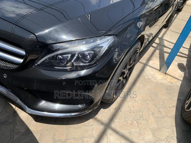 Mercedes-Benz C200 2016 Black