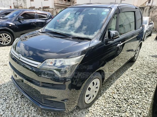 Toyota Spade 1.3 2017 Black
