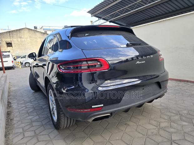 Porsche Macan Sport Edition 2018 Black