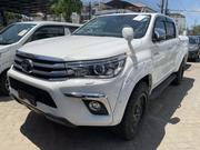 Toyota Hilux 2018 White for sale