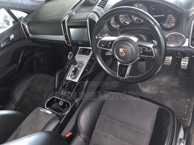 Porsche Cayenne GTS AWD 2018 Pearl