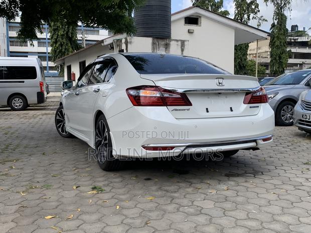 Honda Accord 2017 Off white